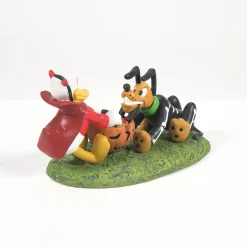 Outlet Department 56 Donald and Pluto's Tussle