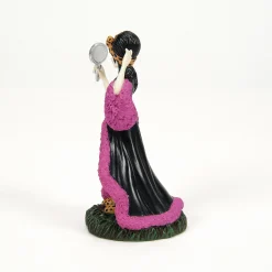 Store Department 56 Elvira On Set