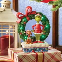 Shop Enesco Gift Grinch & Max in Wreath Fig