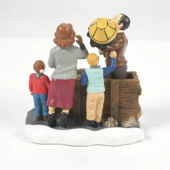 Fashion Department 56 Isn't It Beautiful