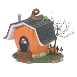 Store Department 56 Pumpkintown Carving Studio