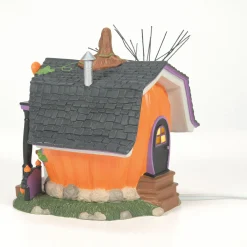 Store Department 56 Pumpkintown Carving Studio